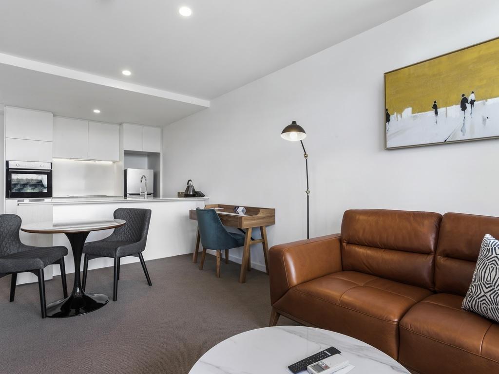 The Sebel Melbourne Moonee Ponds Hotel Екстериор снимка